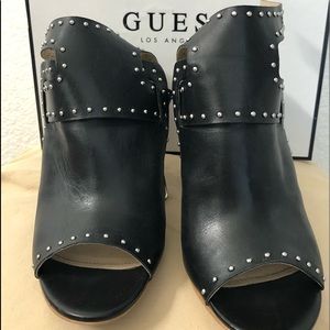 Guess strap heel